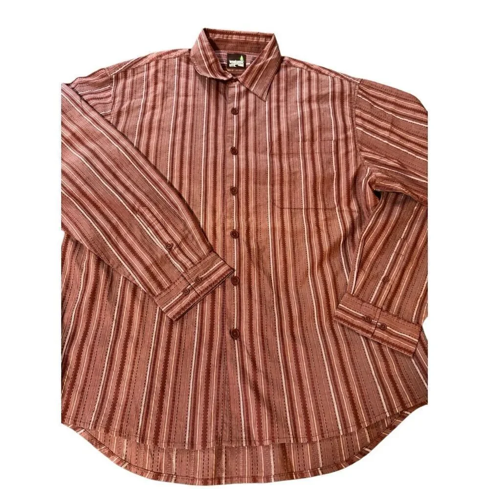 Weekendz off men long sleeve button front with front pocket L